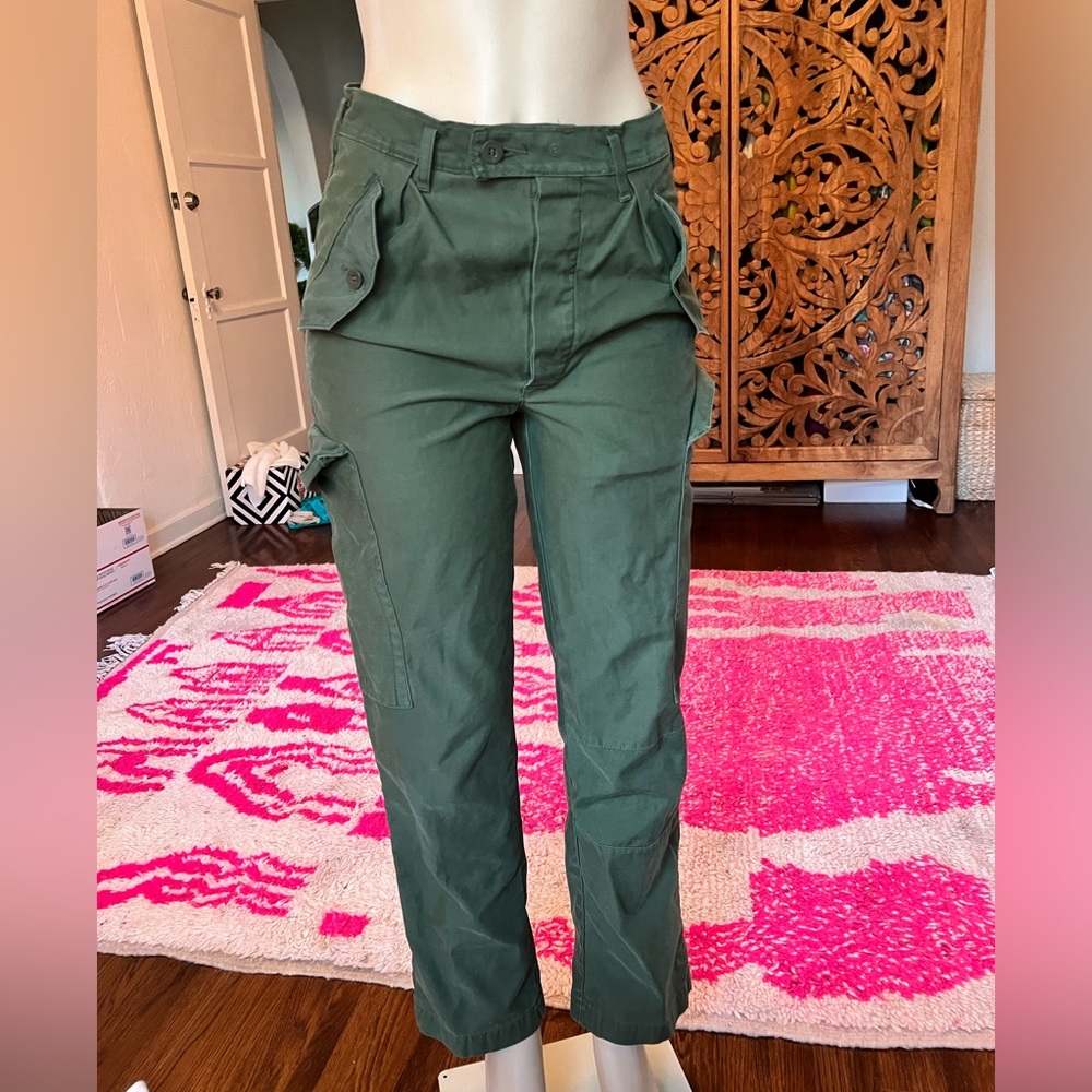 NWOT army green high rise cargo trousers size M